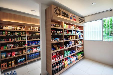 Apartamento para alugar com 43m², 2 quartos e sem vaga Apartamento para alugar com 43m², 2 quartos e sem vagaÁrea comum - Mercadinho