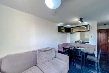 Apartamento à venda com 53m², 2 quartos e 1 vagaSala