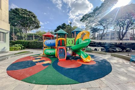 Apartamento à venda com 53m², 2 quartos e 1 vagaÁrea comum - Playground