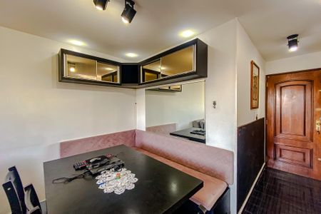 Apartamento à venda com 53m², 2 quartos e 1 vagaSala