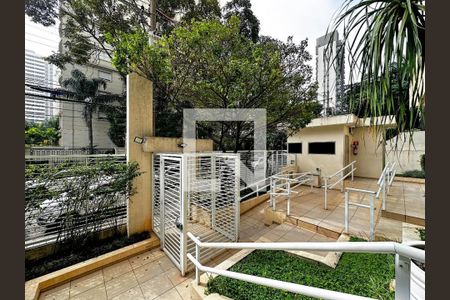 Apartamento para alugar com 119m², 2 quartos e 2 vagasFachada