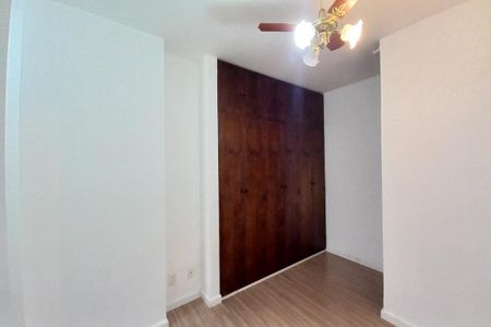 Apartamento à venda com 55m², 1 quarto e 1 vagaQuarto 