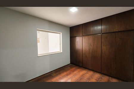 Casa para alugar com 208m², 3 quartos e 2 vagas Casa para alugar com 208m², 3 quartos e 2 vagasQuarto 2