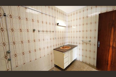 Casa para alugar com 208m², 3 quartos e 2 vagas Casa para alugar com 208m², 3 quartos e 2 vagasBanheiro