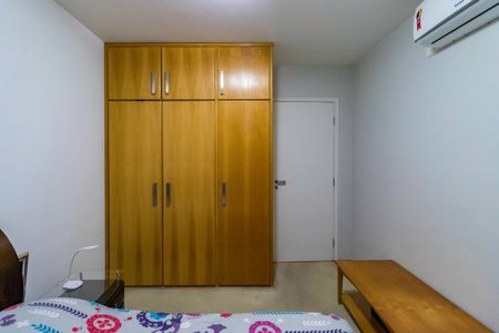 Apartamento para alugar com 220m², 4 quartos e 4 vagas Apartamento para alugar com 220m², 4 quartos e 4 vagasSuíte 3