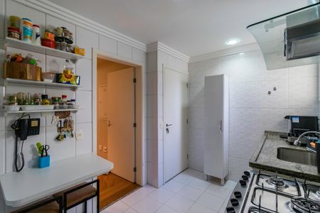 Apartamento para alugar com 220m², 4 quartos e 4 vagas Apartamento para alugar com 220m², 4 quartos e 4 vagasCozinha