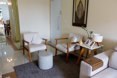 Casa à venda com 179m², 3 quartos e 4 vagasSala