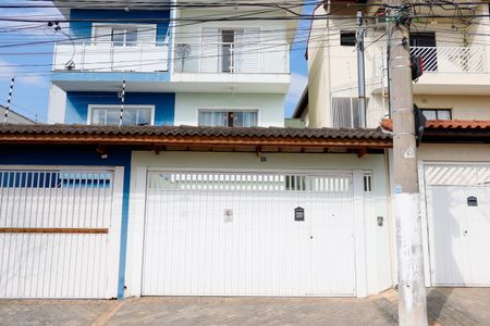Casa à venda com 179m², 3 quartos e 4 vagasFachada