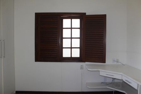 Casa de condomínio para alugar com 390m², 4 quartos e 4 vagasQuarto 2