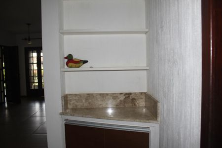 Casa de condomínio para alugar com 390m², 4 quartos e 4 vagasCorredor