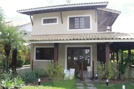 Casa de condomínio para alugar com 390m², 4 quartos e 4 vagasFachada