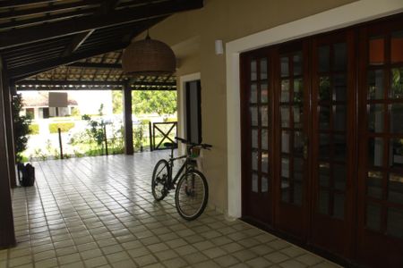 Casa de condomínio para alugar com 390m², 4 quartos e 4 vagasCorredor