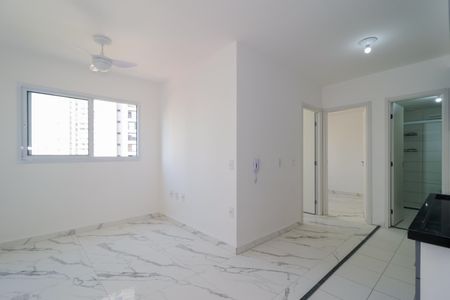 Apartamento para alugar com 36m², 2 quartos e 1 vagaSala