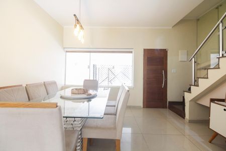 Casa à venda com 240m², 3 quartos e 1 vagaSala 
