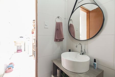 Casa à venda com 240m², 3 quartos e 1 vagaBanheiro Social 2