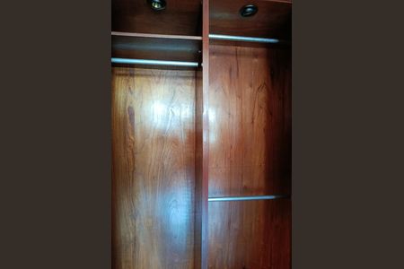 Apartamento à venda com 338m², 4 quartos e 3 vagasCloset da Suíte 2