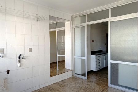Apartamento à venda com 338m², 4 quartos e 3 vagasÁrea de Serviço