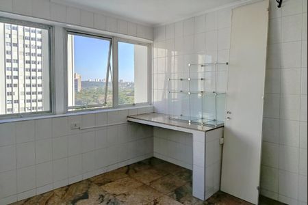 Apartamento à venda com 338m², 4 quartos e 3 vagasÁrea de Serviço