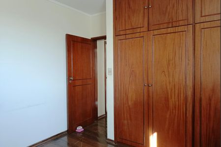 Apartamento à venda com 338m², 4 quartos e 3 vagasQuarto 2