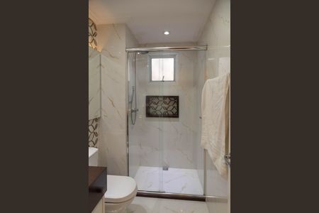 Apartamento à venda com 72m², 2 quartos e 2 vagasBanheiro da Suíte 2