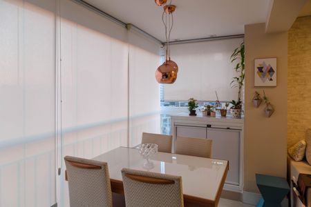 Apartamento à venda com 72m², 2 quartos e 2 vagasVaranda da Sala