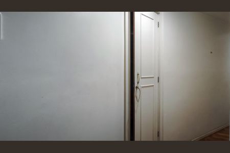 Apartamento à venda com 150m², 3 quartos e 1 vaga Apartamento à venda com 150m², 3 quartos e 1 vagaCorredor