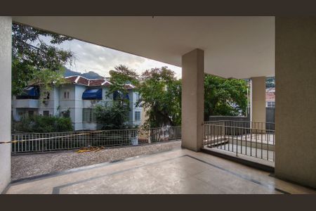 Apartamento à venda com 150m², 3 quartos e 1 vaga Apartamento à venda com 150m², 3 quartos e 1 vagaÁrea comum - Playground