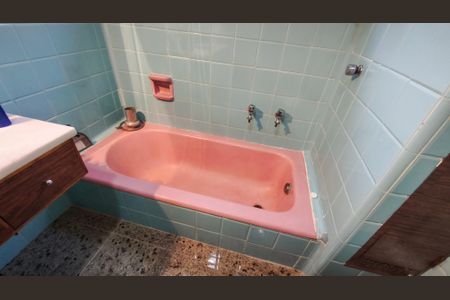 Apartamento à venda com 150m², 3 quartos e 1 vaga Apartamento à venda com 150m², 3 quartos e 1 vagaBanheiro Social 1