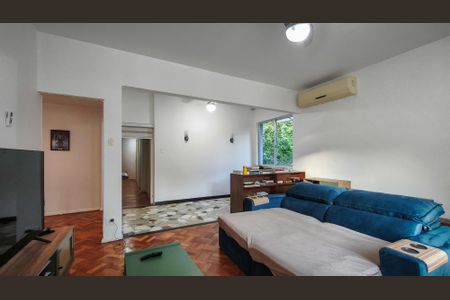 Apartamento à venda com 150m², 3 quartos e 1 vaga Apartamento à venda com 150m², 3 quartos e 1 vagaSala