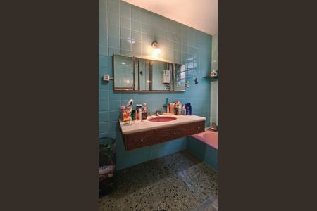 Apartamento à venda com 150m², 3 quartos e 1 vaga Apartamento à venda com 150m², 3 quartos e 1 vagaBanheiro Social 1