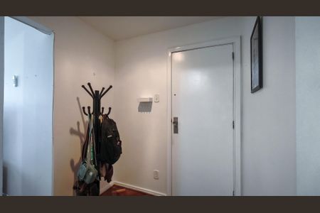 Apartamento à venda com 150m², 3 quartos e 1 vaga Apartamento à venda com 150m², 3 quartos e 1 vagaEntrada