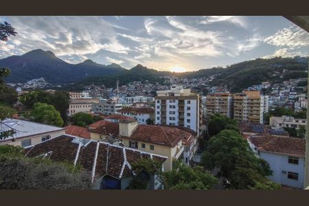 Apartamento à venda com 150m², 3 quartos e 1 vaga Apartamento à venda com 150m², 3 quartos e 1 vagaVista da Sala