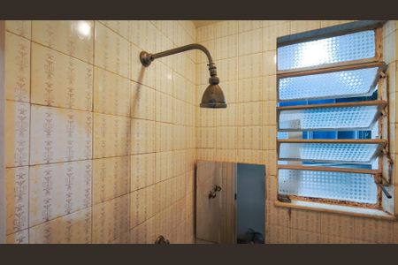 Apartamento à venda com 150m², 3 quartos e 1 vaga Apartamento à venda com 150m², 3 quartos e 1 vagaBanheiro Social 2