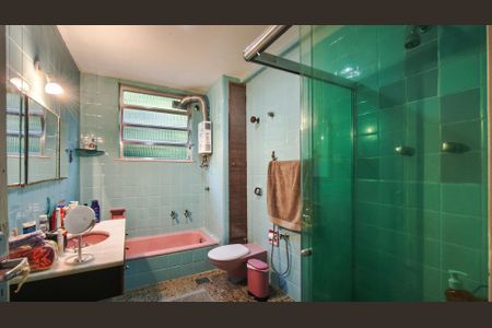 Apartamento à venda com 150m², 3 quartos e 1 vaga Apartamento à venda com 150m², 3 quartos e 1 vagaBanheiro Social 1