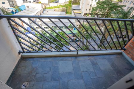 Apartamento à venda com 62m², 2 quartos e 1 vagaVaranda da sala