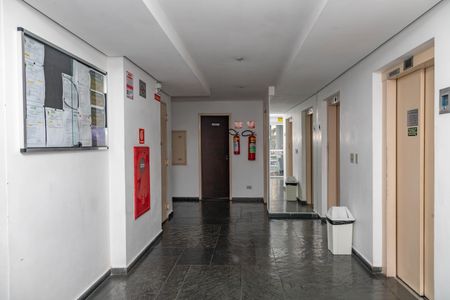 Apartamento à venda com 62m², 2 quartos e 1 vagaHall de entrada