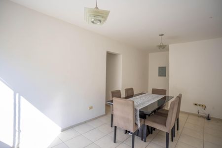 Apartamento à venda com 80m², 3 quartos e 1 vagaSala
