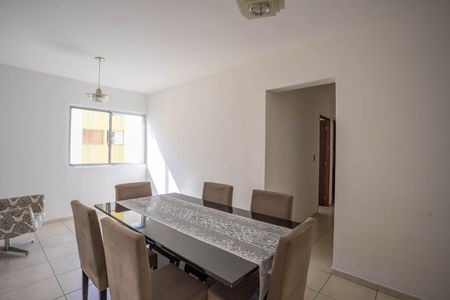 Apartamento à venda com 80m², 3 quartos e 1 vagaSala