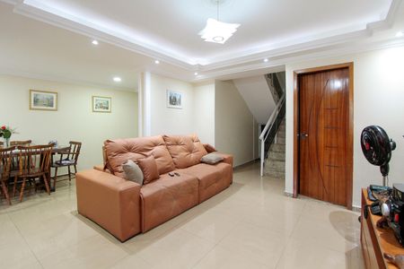 Casa de condomínio à venda com 300m², 4 quartos e 4 vagas Casa de condomínio à venda com 300m², 4 quartos e 4 vagasSala