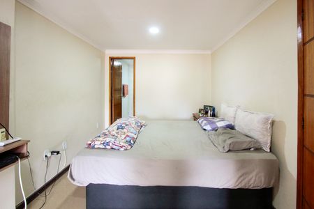 Casa de condomínio à venda com 300m², 4 quartos e 4 vagas Casa de condomínio à venda com 300m², 4 quartos e 4 vagasQuarto suíte 1