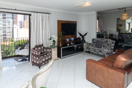 Apartamento à venda com 184m², 4 quartos e 3 vagas Apartamento à venda com 184m², 4 quartos e 3 vagasSala