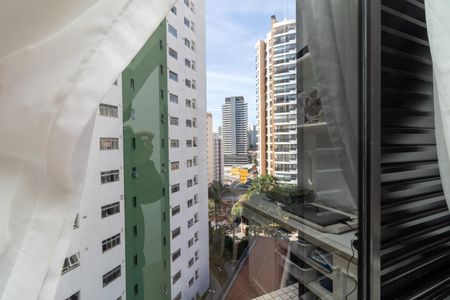 Apartamento à venda com 184m², 4 quartos e 3 vagas Apartamento à venda com 184m², 4 quartos e 3 vagasVista do Quarto 2