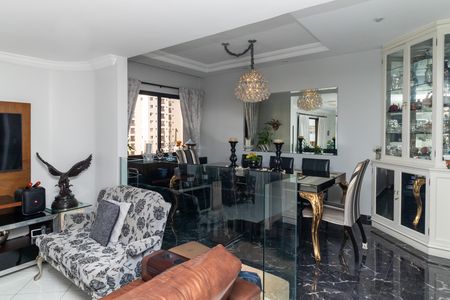 Apartamento à venda com 184m², 4 quartos e 3 vagas Apartamento à venda com 184m², 4 quartos e 3 vagasSala