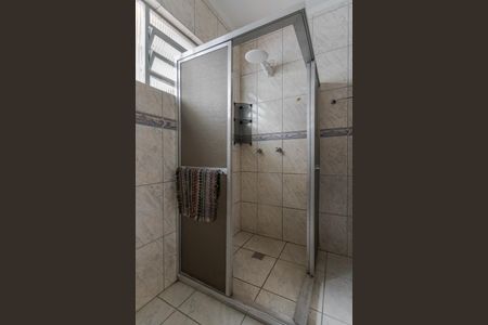 Casa à venda com 194m², 3 quartos e 2 vagas Casa à venda com 194m², 3 quartos e 2 vagasBanheiro