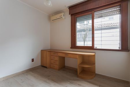 Casa à venda com 194m², 3 quartos e 2 vagas Casa à venda com 194m², 3 quartos e 2 vagasQuarto 2