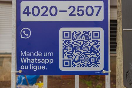 Casa à venda com 194m², 3 quartos e 2 vagas Casa à venda com 194m², 3 quartos e 2 vagasPlaca