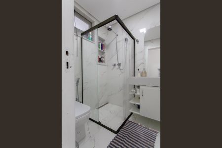 Casa à venda com 360m², 4 quartos e 3 vagas Casa à venda com 360m², 4 quartos e 3 vagasBanheiro Social