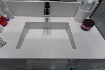 Casa à venda com 360m², 4 quartos e 3 vagas Casa à venda com 360m², 4 quartos e 3 vagasBanheiro da Suíte 2