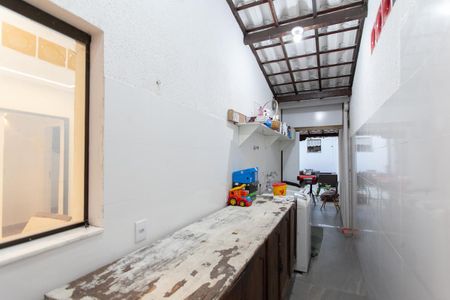 Casa à venda com 360m², 4 quartos e 3 vagas Casa à venda com 360m², 4 quartos e 3 vagasÁrea de Serviço
