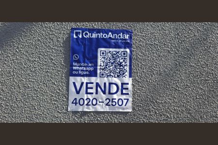 Casa à venda com 114m², 2 quartos e 3 vagasPlaquinha instalada na fachada